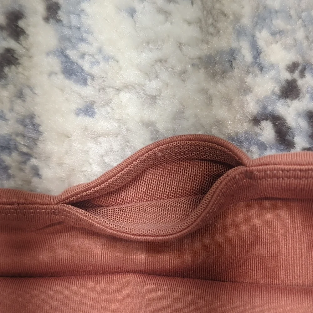 Peach High-Waisted Leggings - Picture 3 of 6